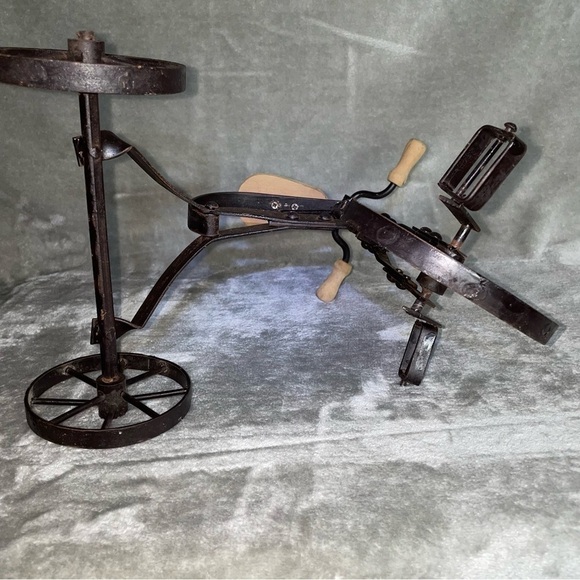 Rustic Decorative Metal Tricycle Wooden Seat & Handles - Picture 3 of 9